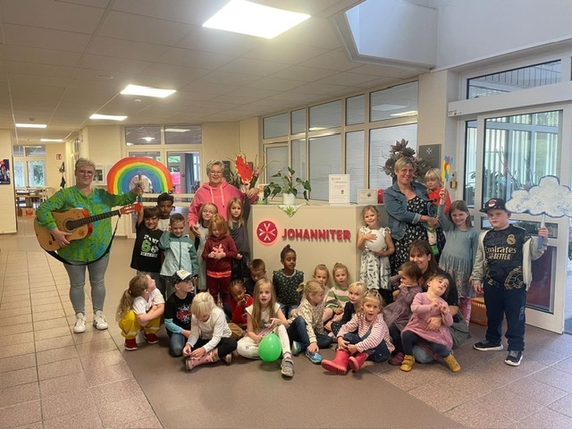 „Ein Lied verbindet Generationen“ – Aktion AWO Kita Uns Windroos Bad Doberan